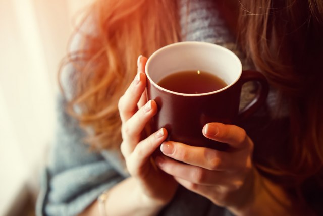 Čaj koji će vas preporoditi: Pomaže kod prehlade, leči kašalj, upale i bronhitis
